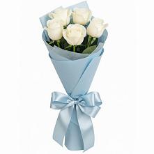 Букет 5 Белых роз Проуд в Райсеменовское