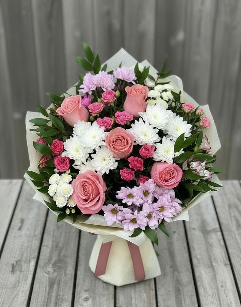 Букет цветов из: Альстромерии, Гвоздики, Розы и Хризантемы в Райсеменовское