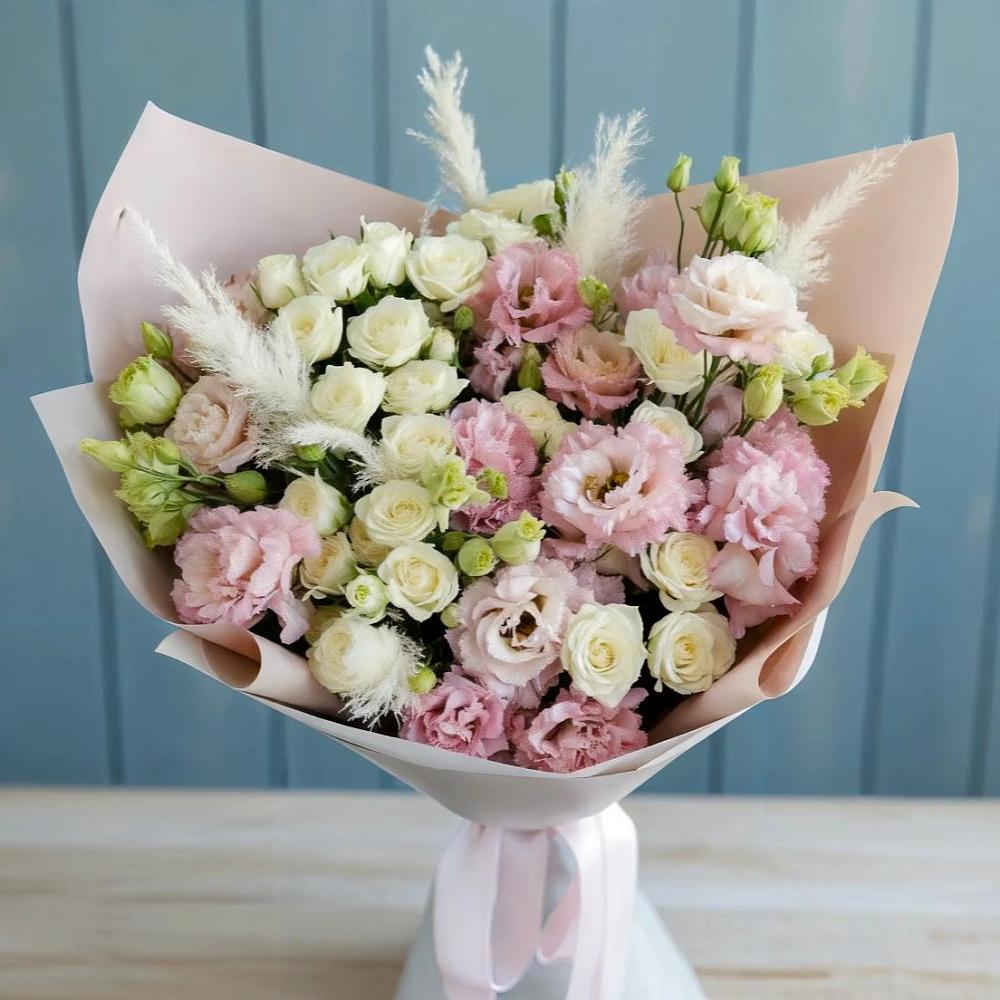 Букет цветов из: Альстромерии и Розы в Райсеменовское