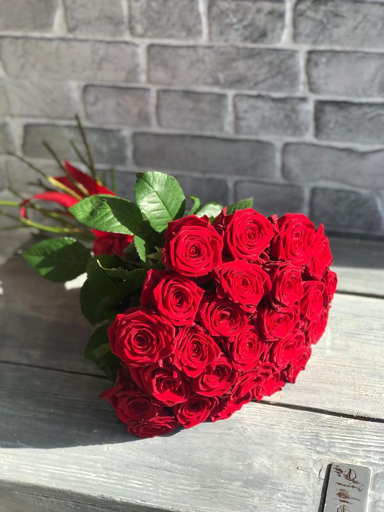 Букет Красные розы Фридом в Райсеменовское