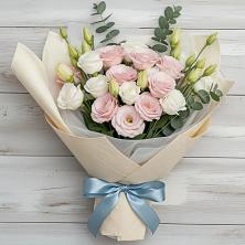 Букет цветов из:  Лизиантусы в Райсеменовское