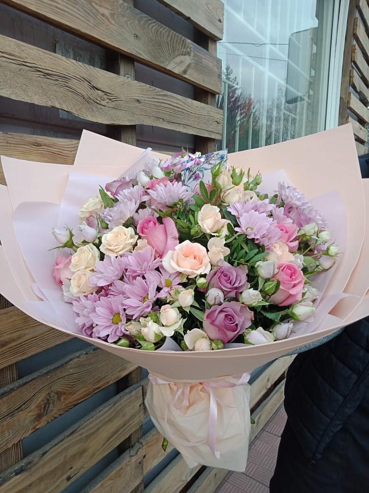 Букет цветов из: Розы и Хризантемы в Райсеменовское