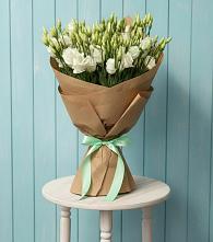 Букет цветов из:  Лизиантусы в Райсеменовское