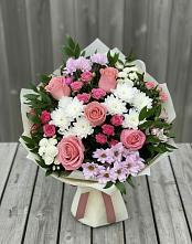 Букет цветов из:  Альстромерии, Гвоздики, Розы и Хризантемы в Райсеменовское
