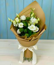 Букет цветов из:  Хризантемы и Лизиантусы в Райсеменовское