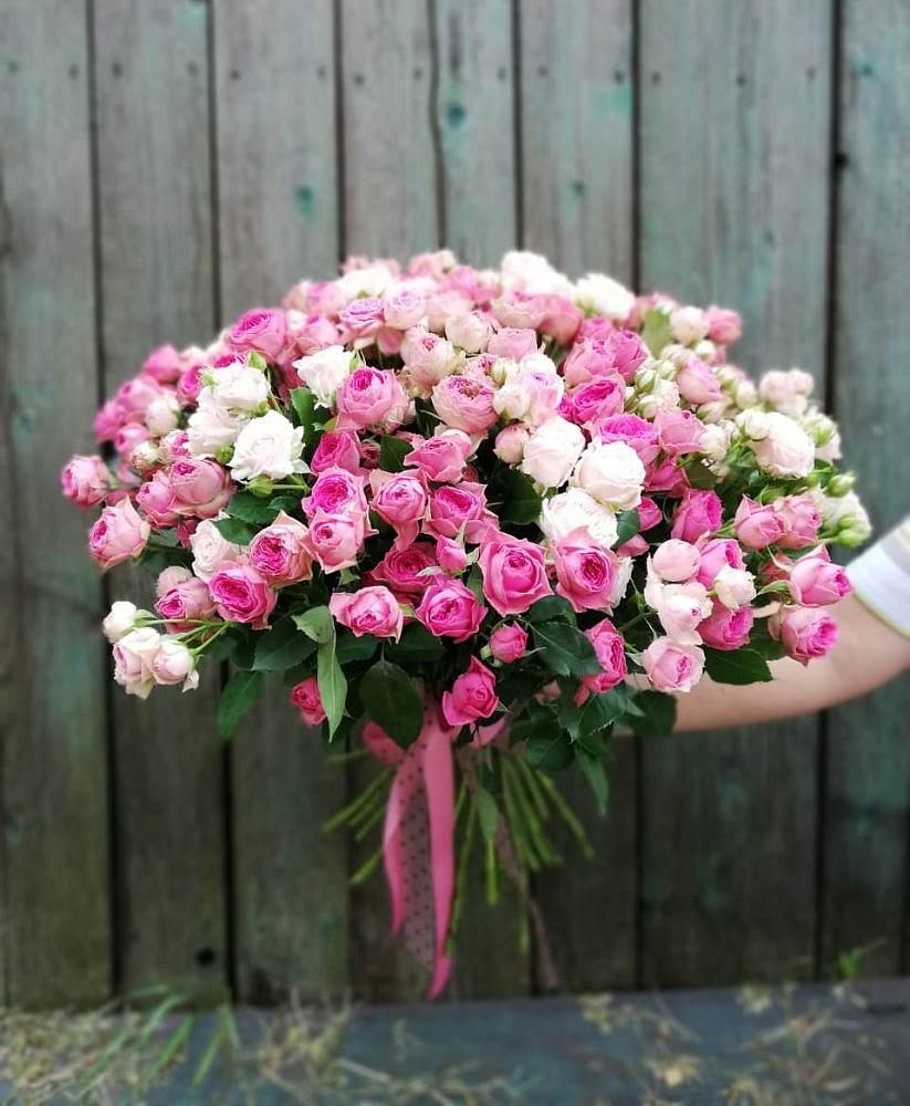 Букет Розовые кустовые розы Натали и Лав Лидия в Райсеменовское