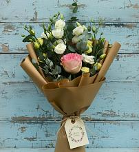 Букет цветов из:  Розы и Лизиантусы #REPLACE_PRED# Райсеменовское